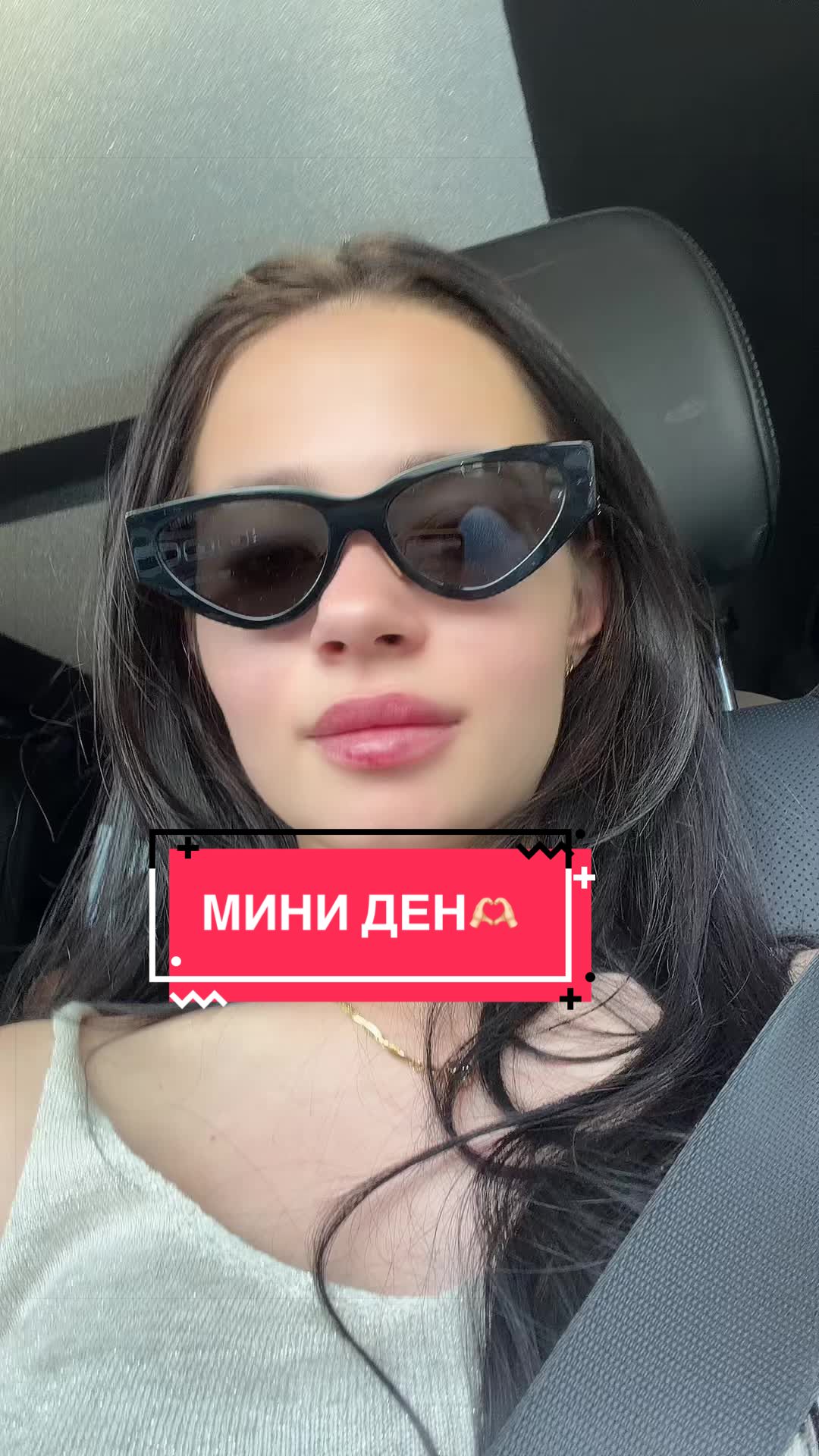 @NicoleDB
