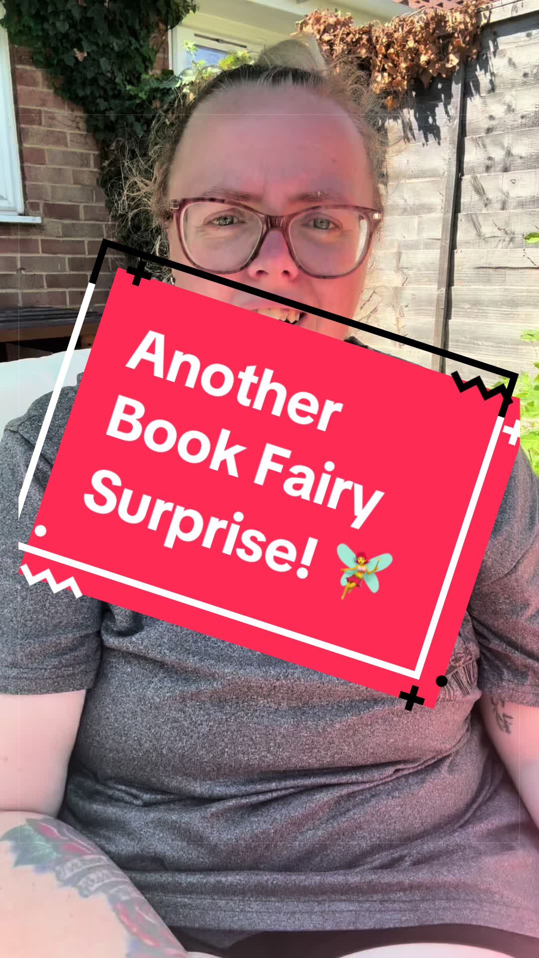 @Katie Louise Page📚