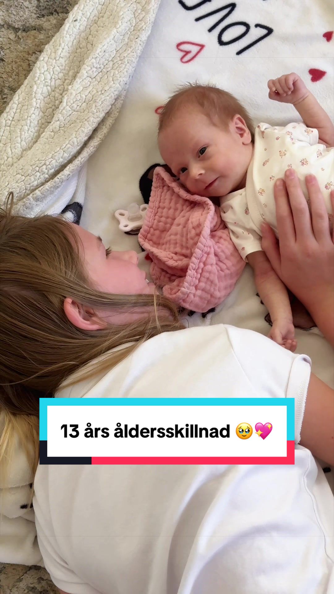 @HeySweds - Stephanie 🇸🇪🇺🇸