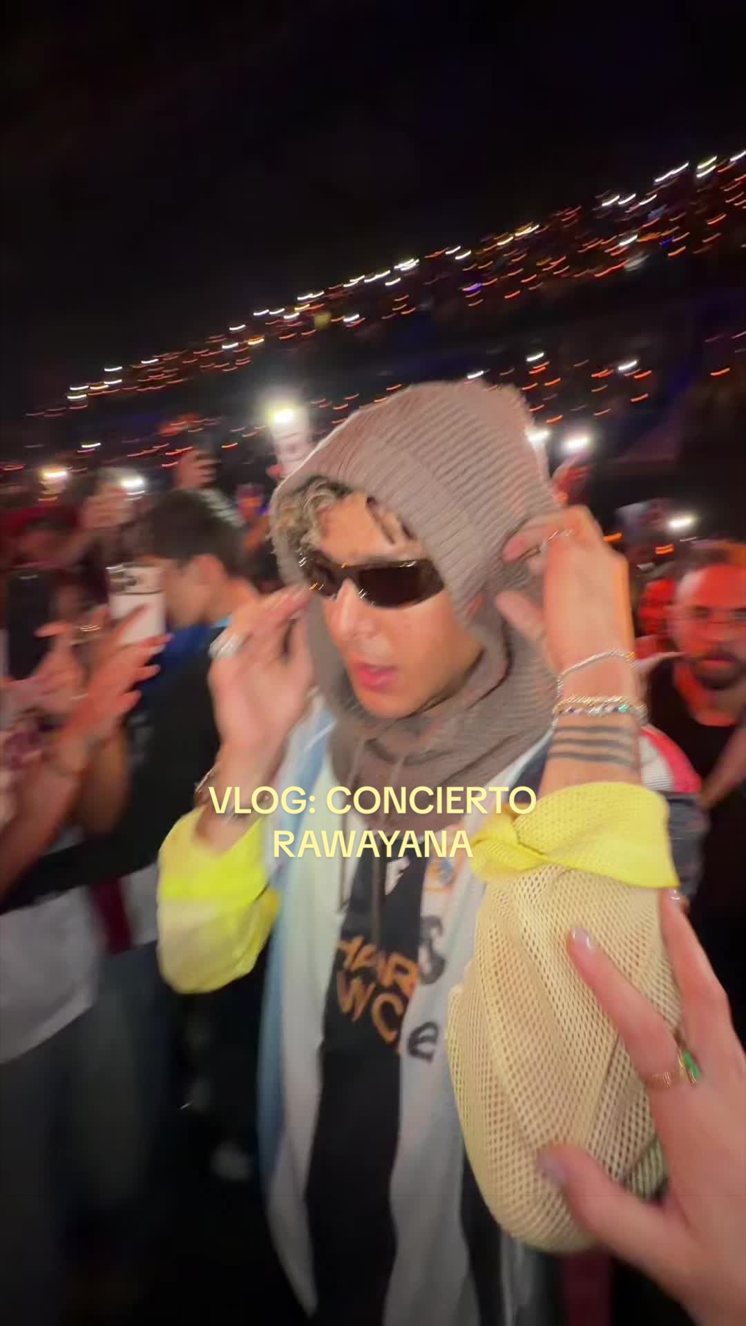 @AV