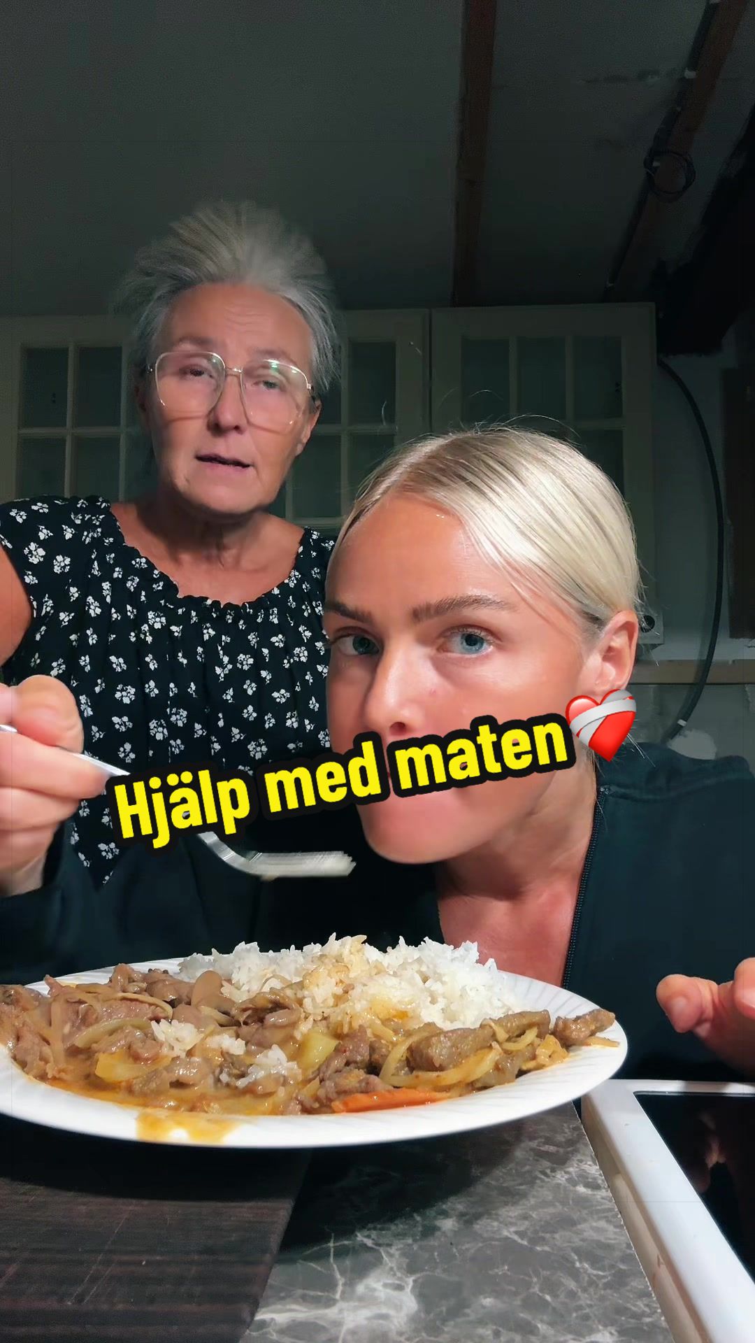 @Lydia Vaggelyr