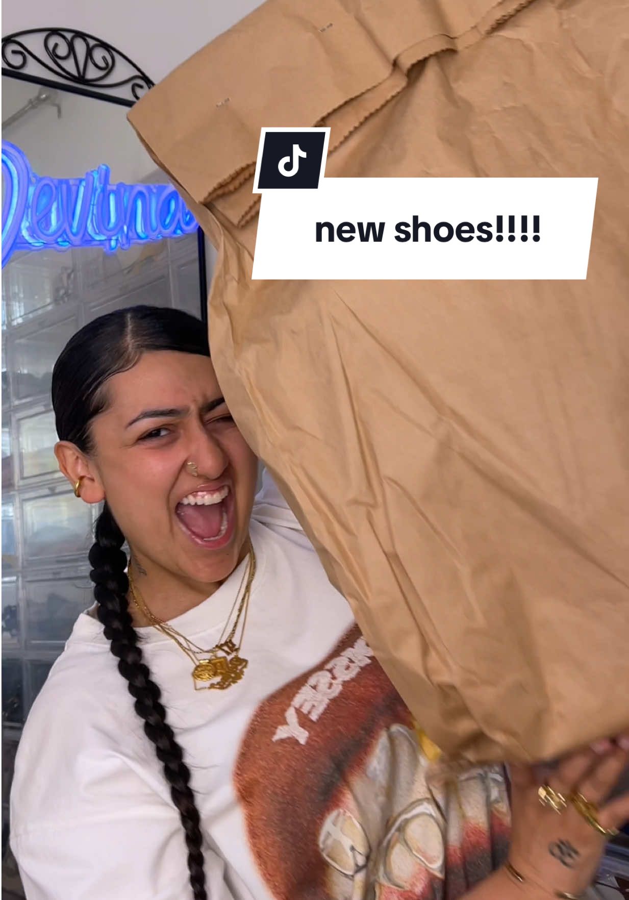 @Devina