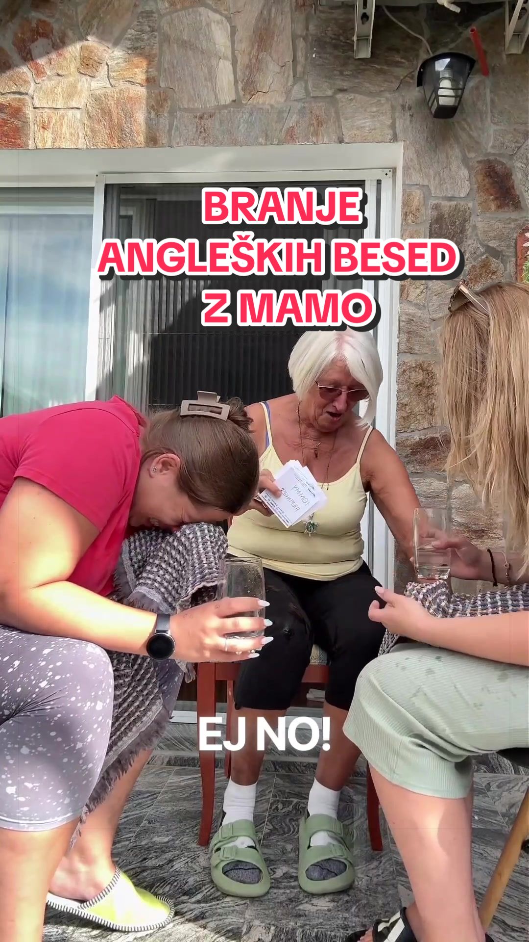 @Lara Juvančič