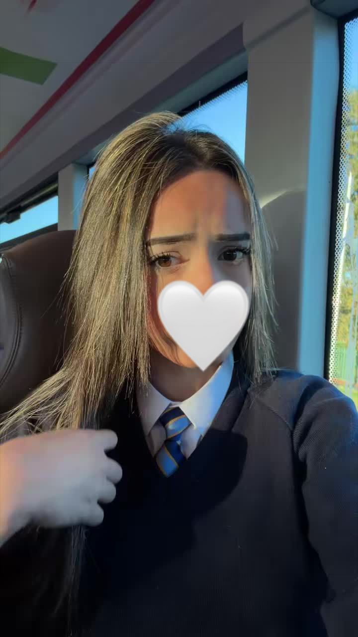 @𝐬𝐚𝐯𝐢𝐧𝐚🐐