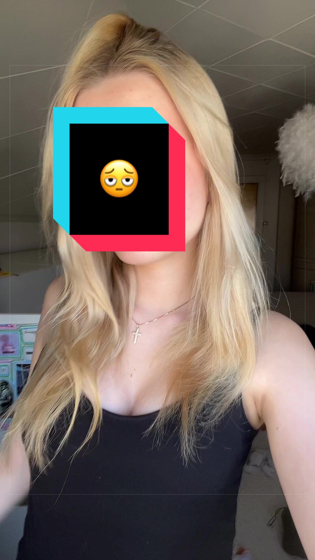 @Möönä🫰🏻