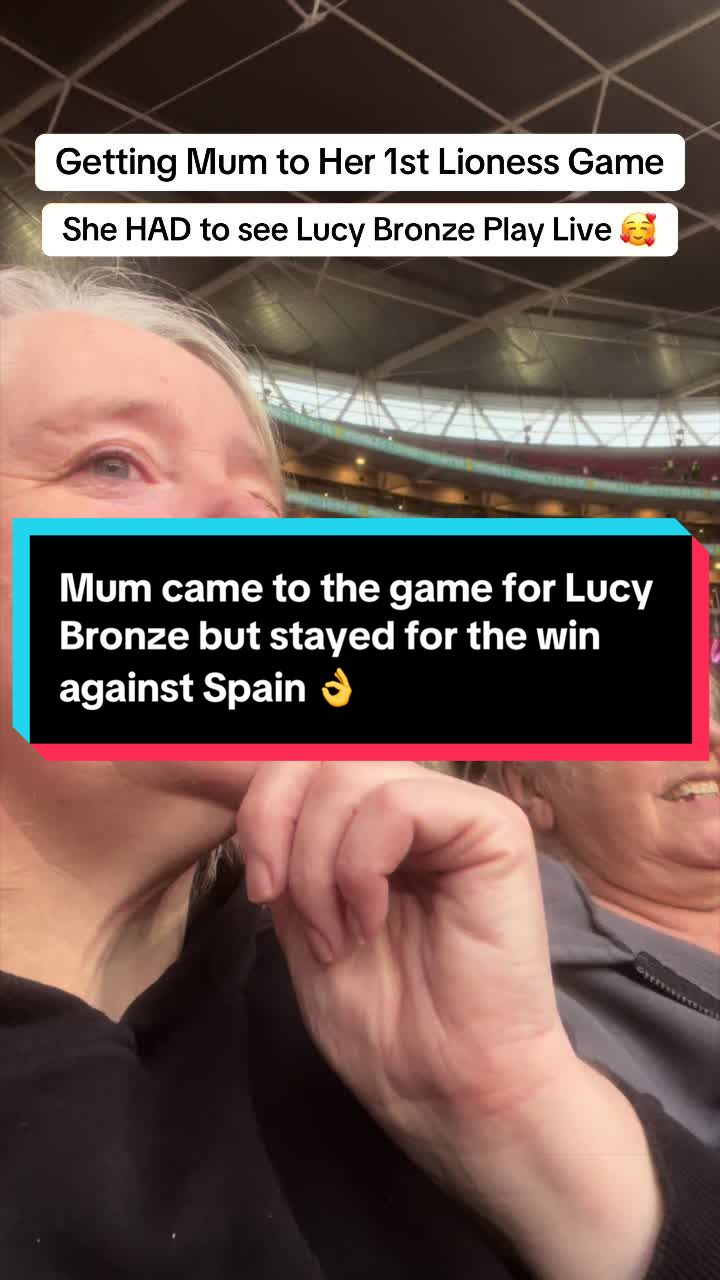 @Zoe | The Lioness FanZone