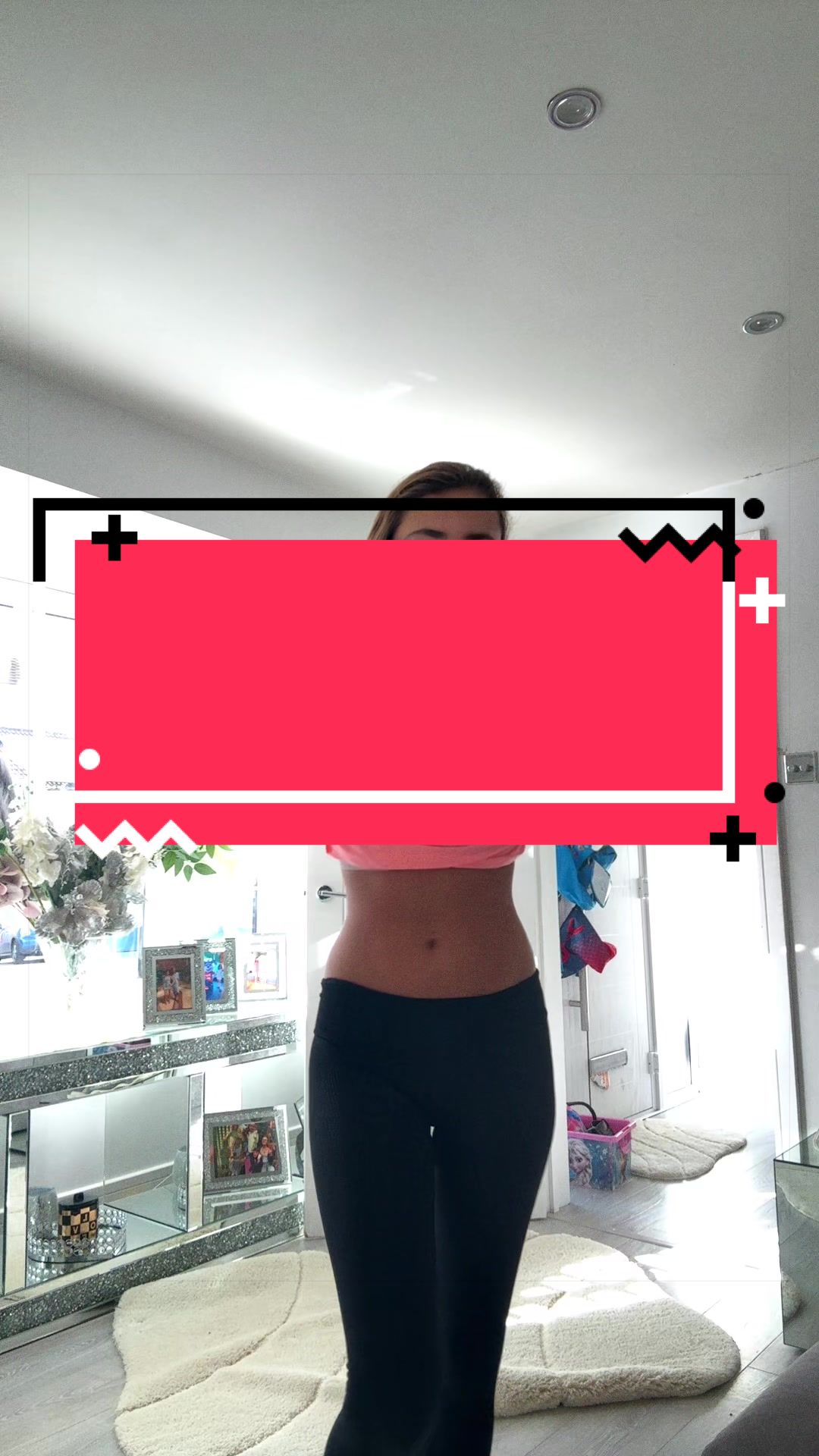 @𝐓