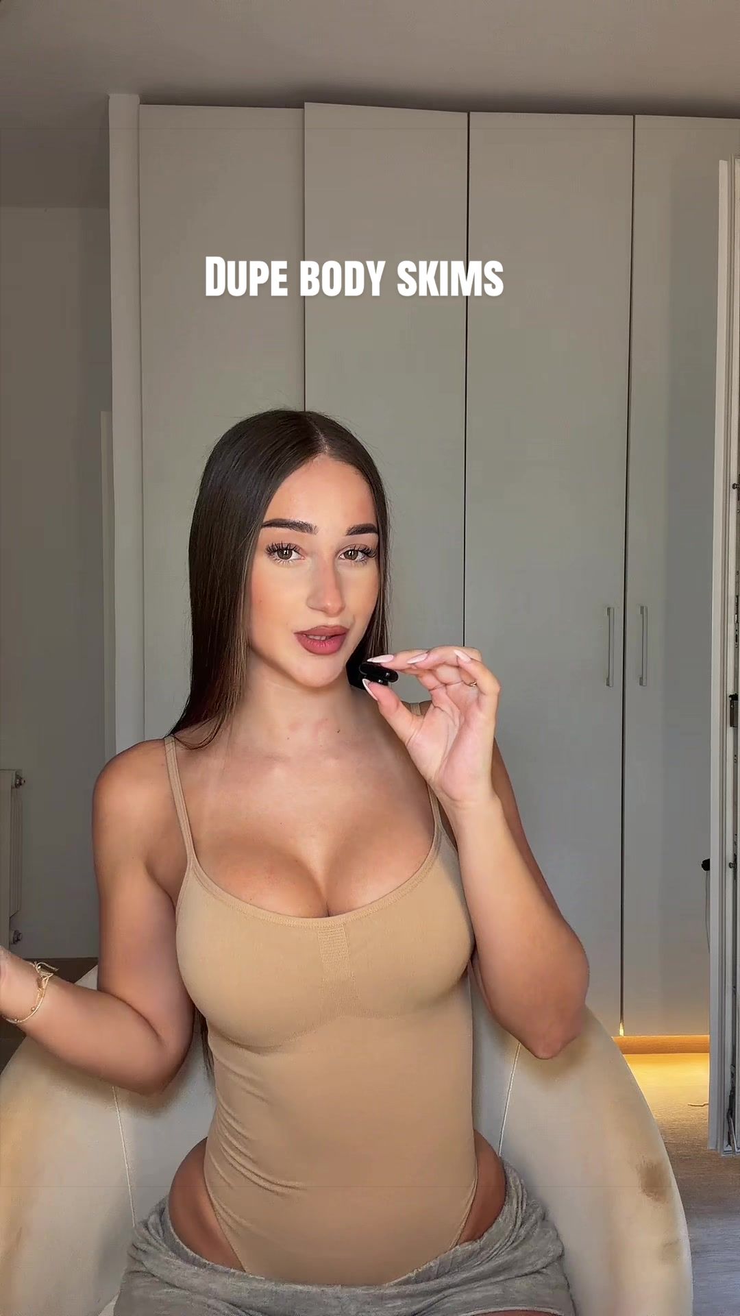 @helenaanguloo