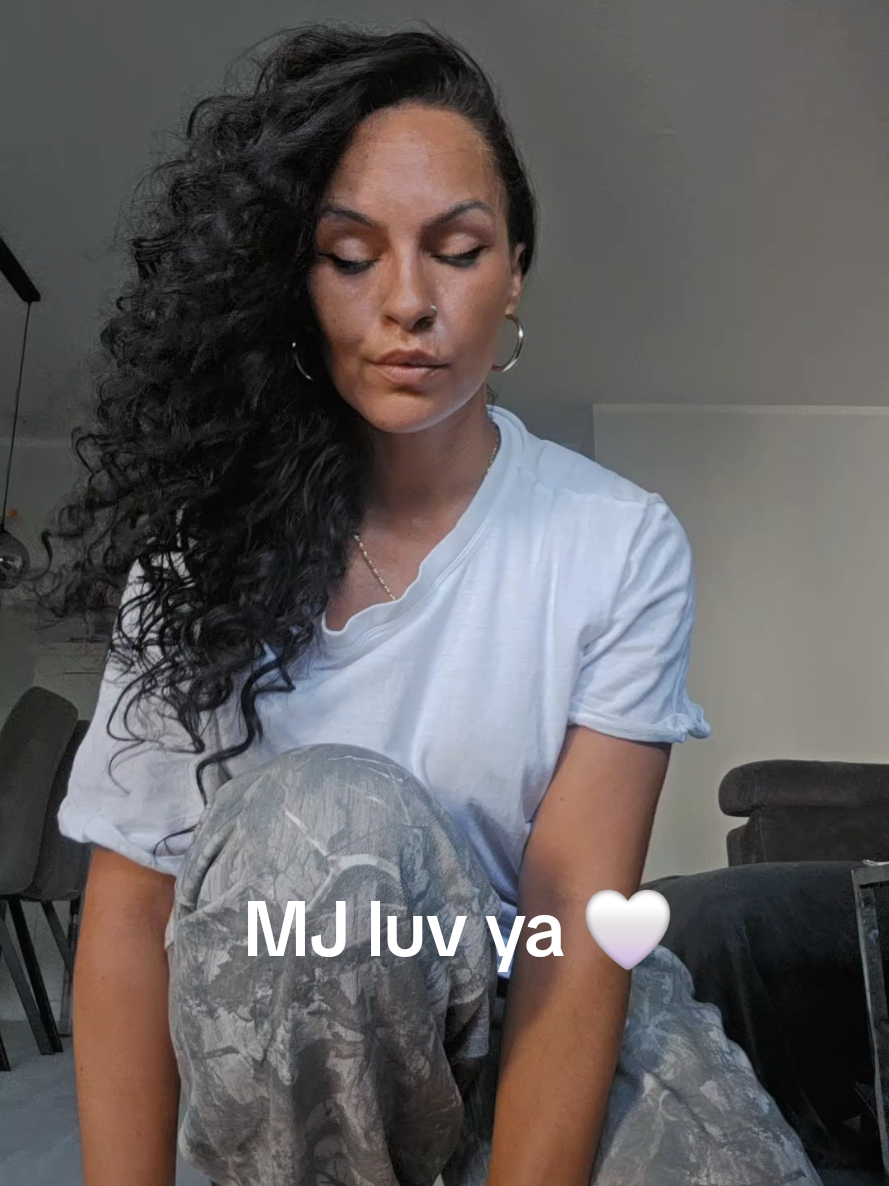 @M.e.l.
