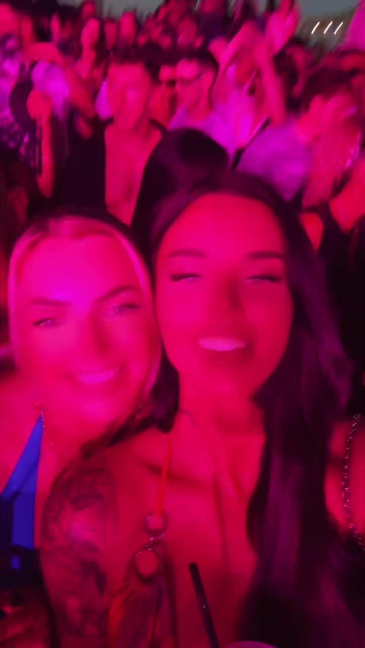 @itslaurendotcom