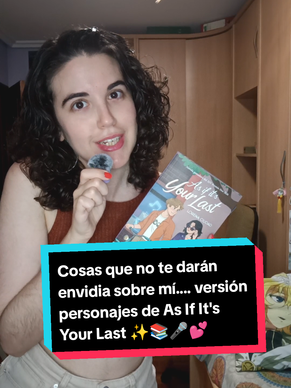 @Lorena Ciudad • Escritora