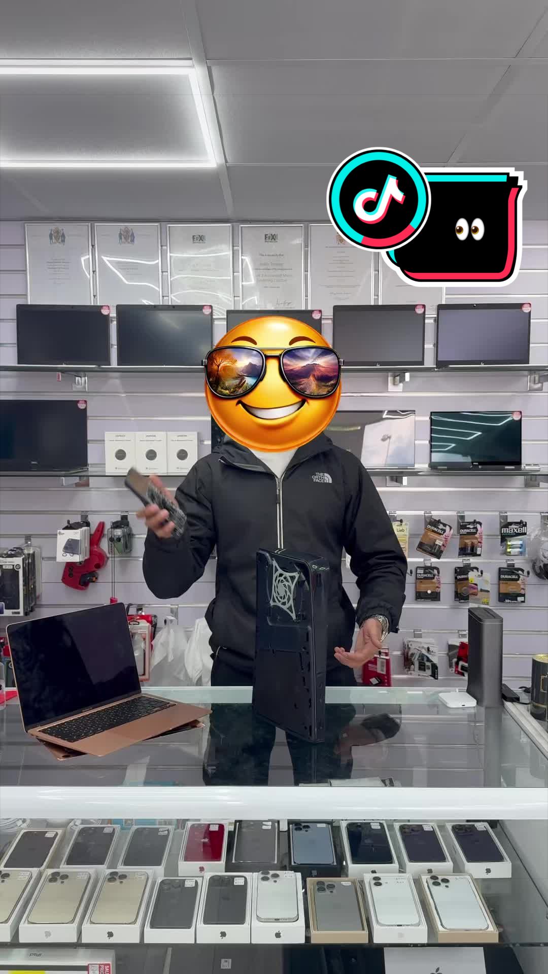@Phones+Tech