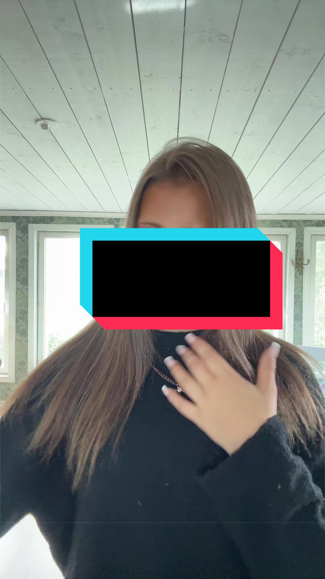 @Svea👩🏼❤️💋👩🏽