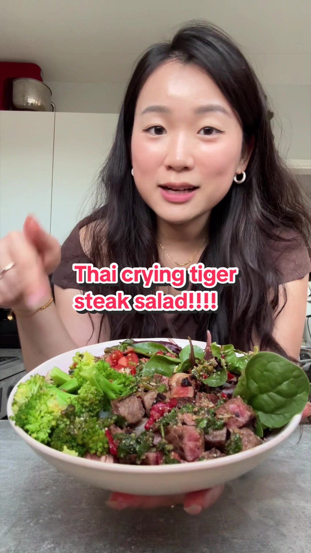 @Verna eats food & travels