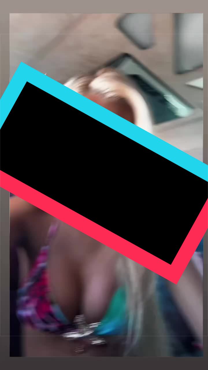 @𝓒𝓱𝓮𝓵𝓼𝓮𝓪 𝓒𝓸𝓷𝓻𝓸𝔂💕