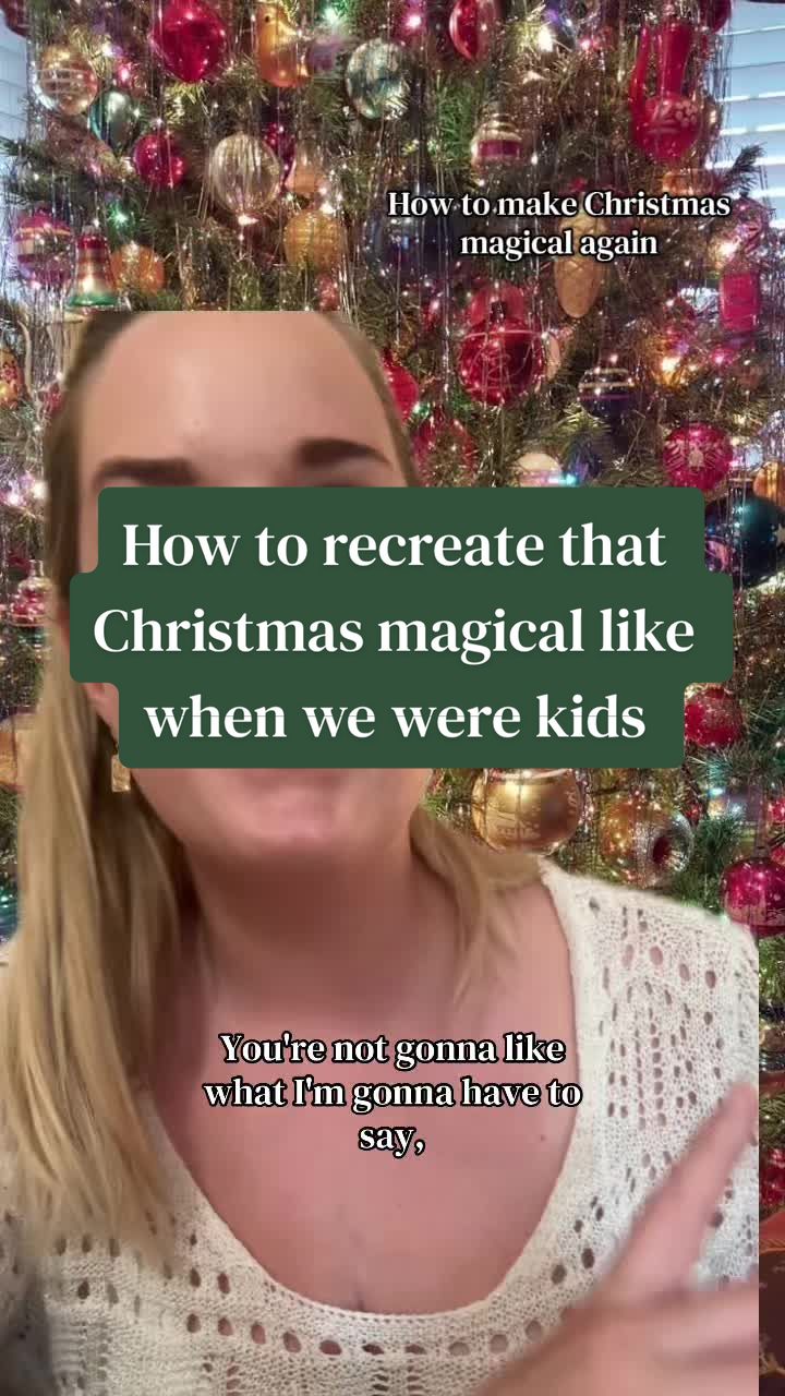 @AshleighLovesChristmas
