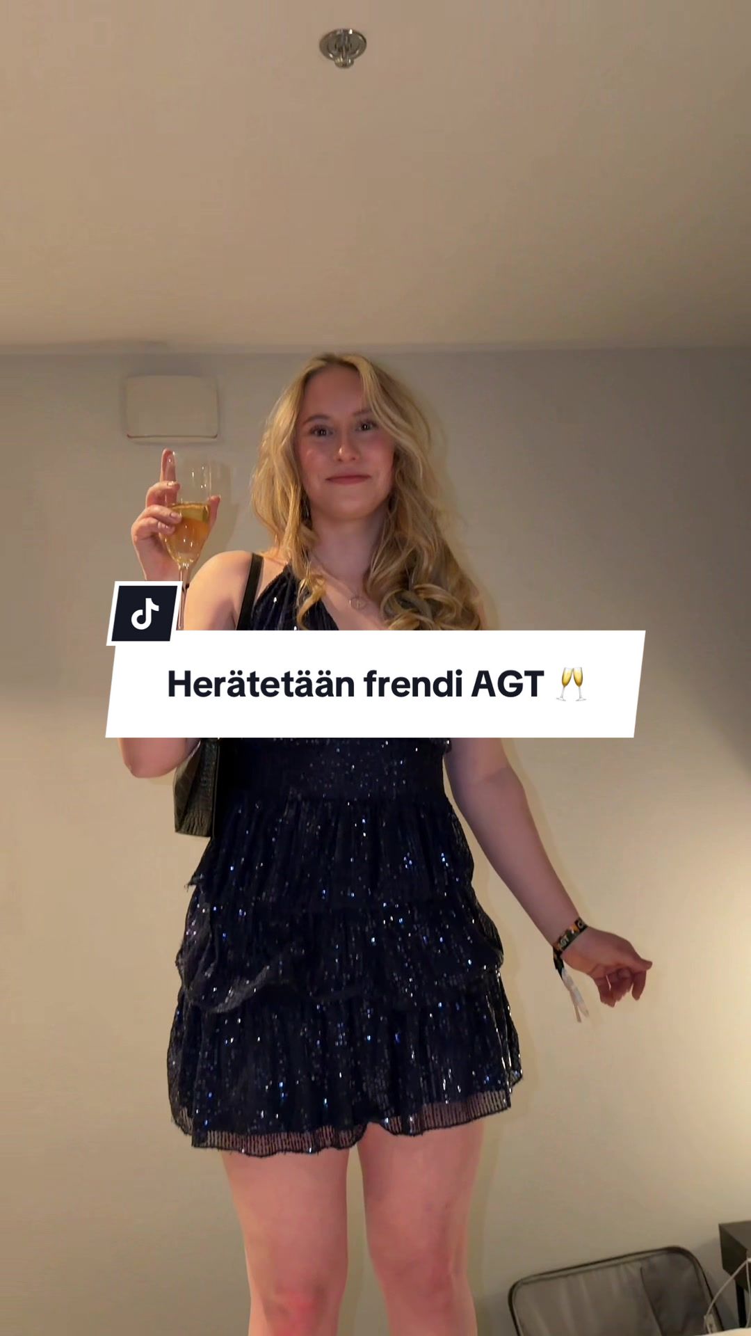 @Abi Goes Tallinn