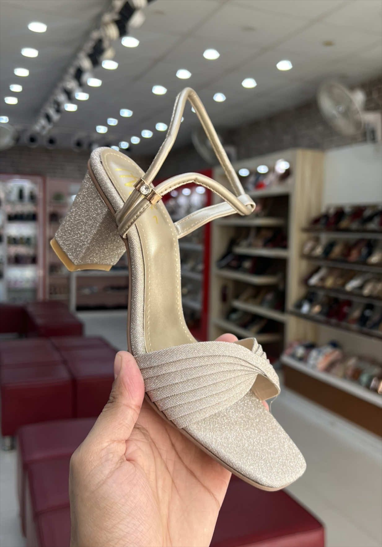 @English shoes Layyah