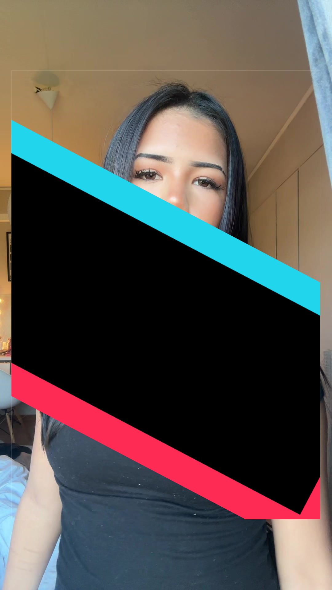 @𝒩
