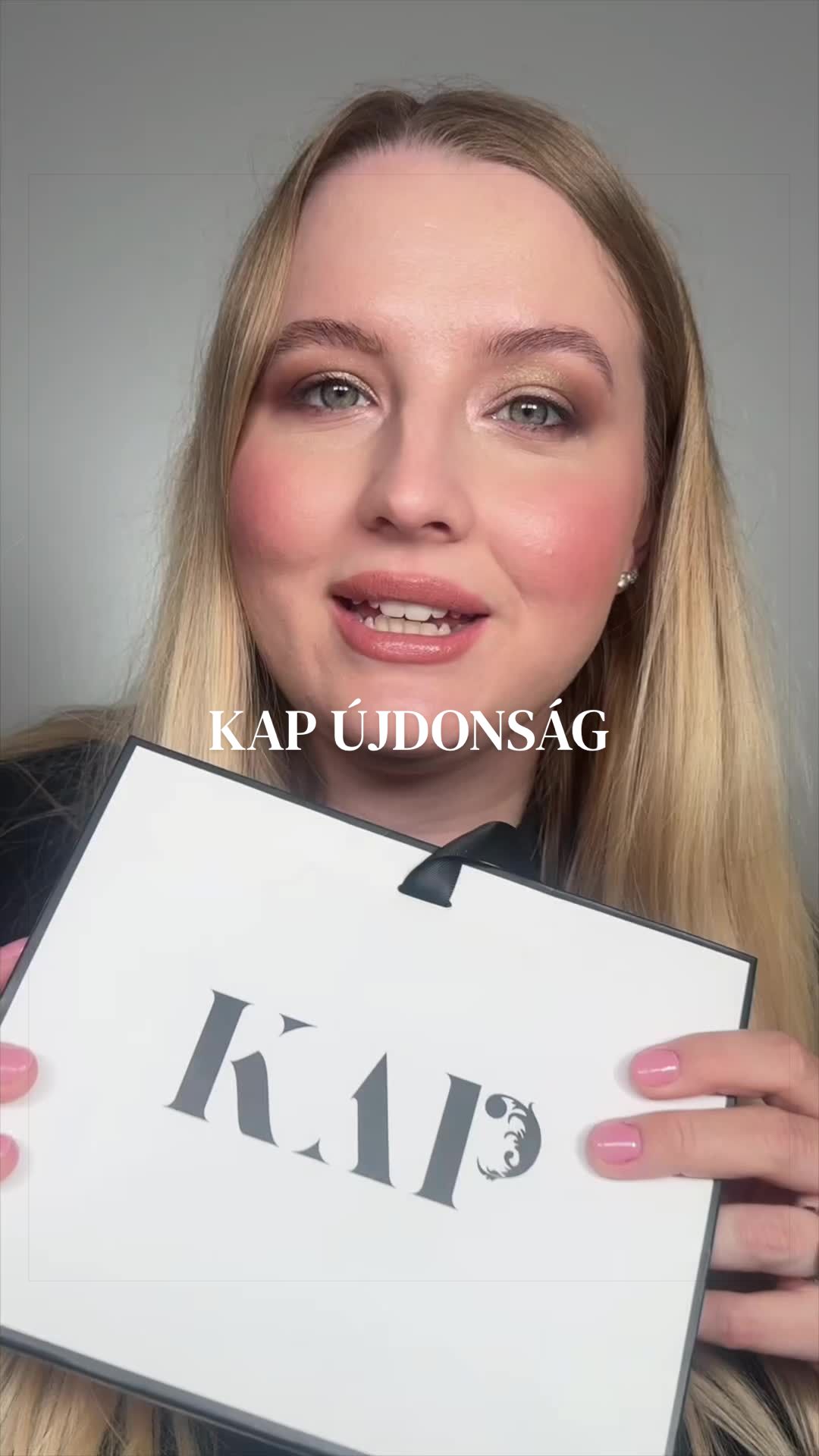 @F&uuml;zi Vikt&oacute;ria Makeup