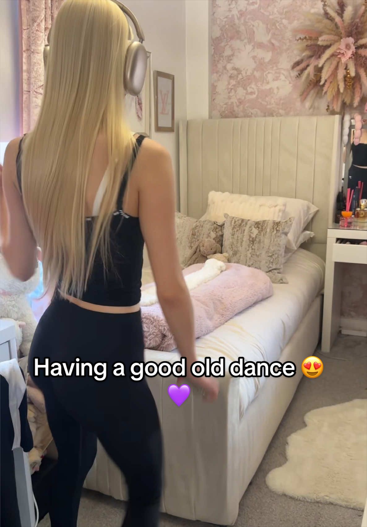 @𝐓𝐇𝐄𝐖𝐈𝐋𝐋𝐈𝐀𝐌𝐒 🖤