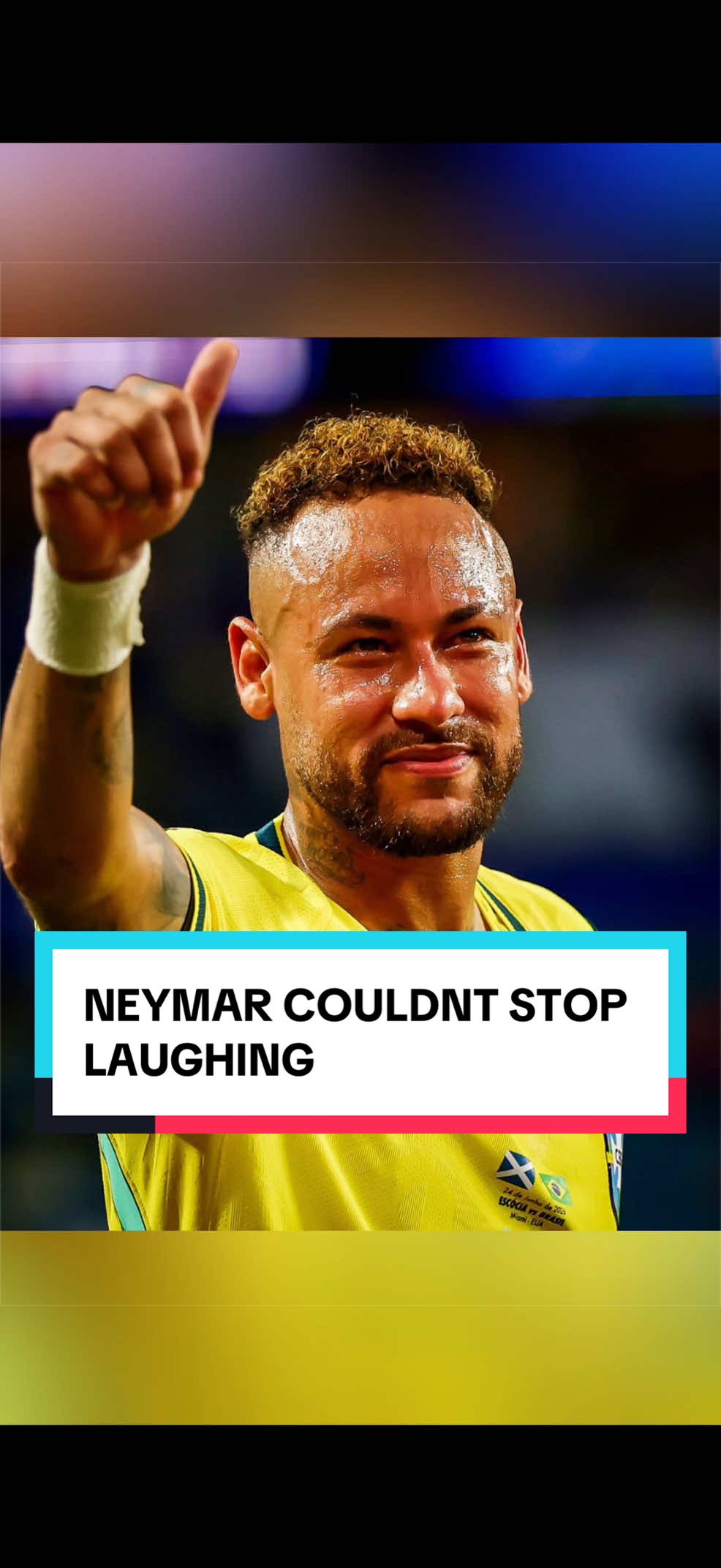 @footywithahoodie