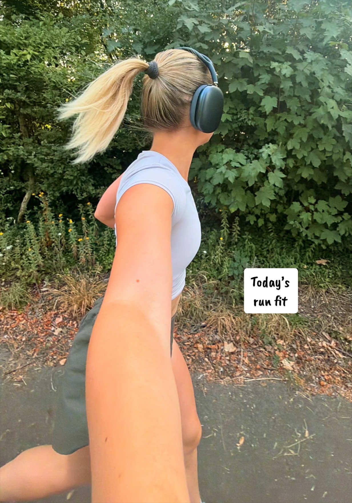 @Hollie ✨ Online fitness coach