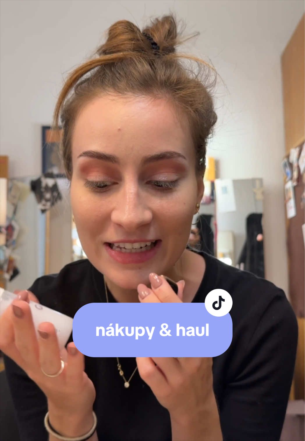 @Anika Menclov&aacute;