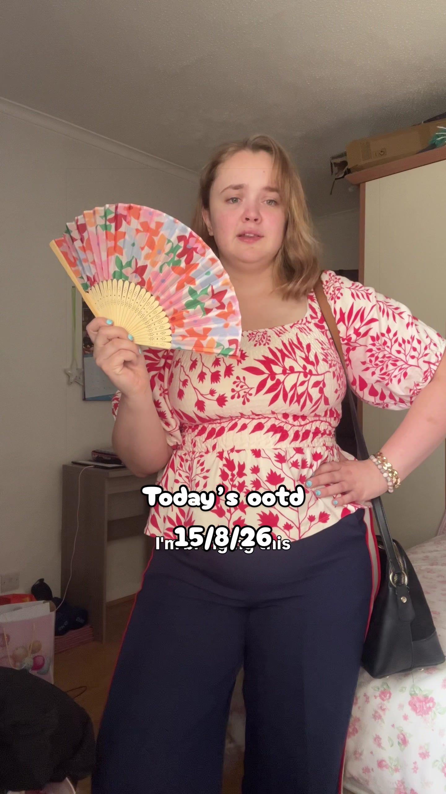 @chloe.holmes