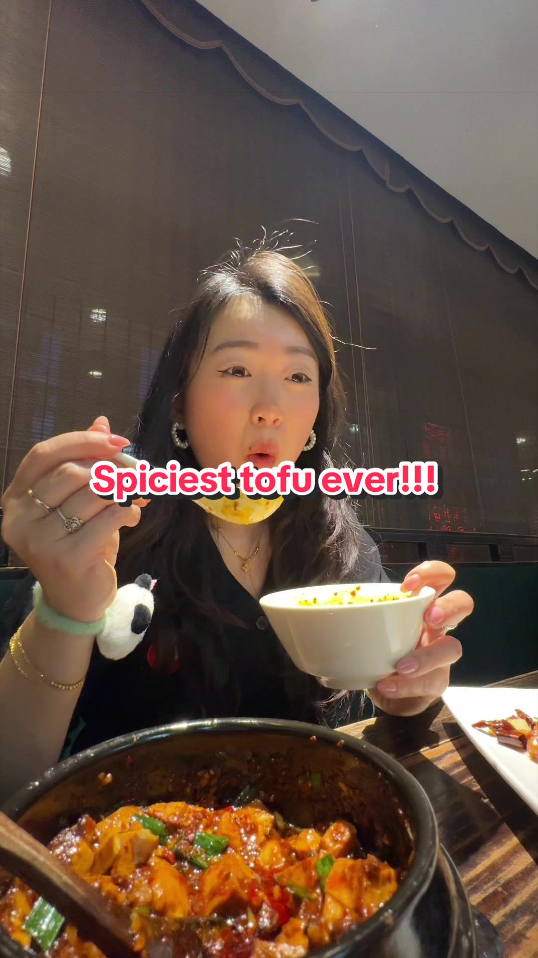 @Verna eats food & travels