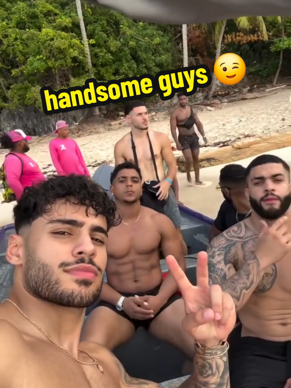 @BeautifulMenOfTikTok