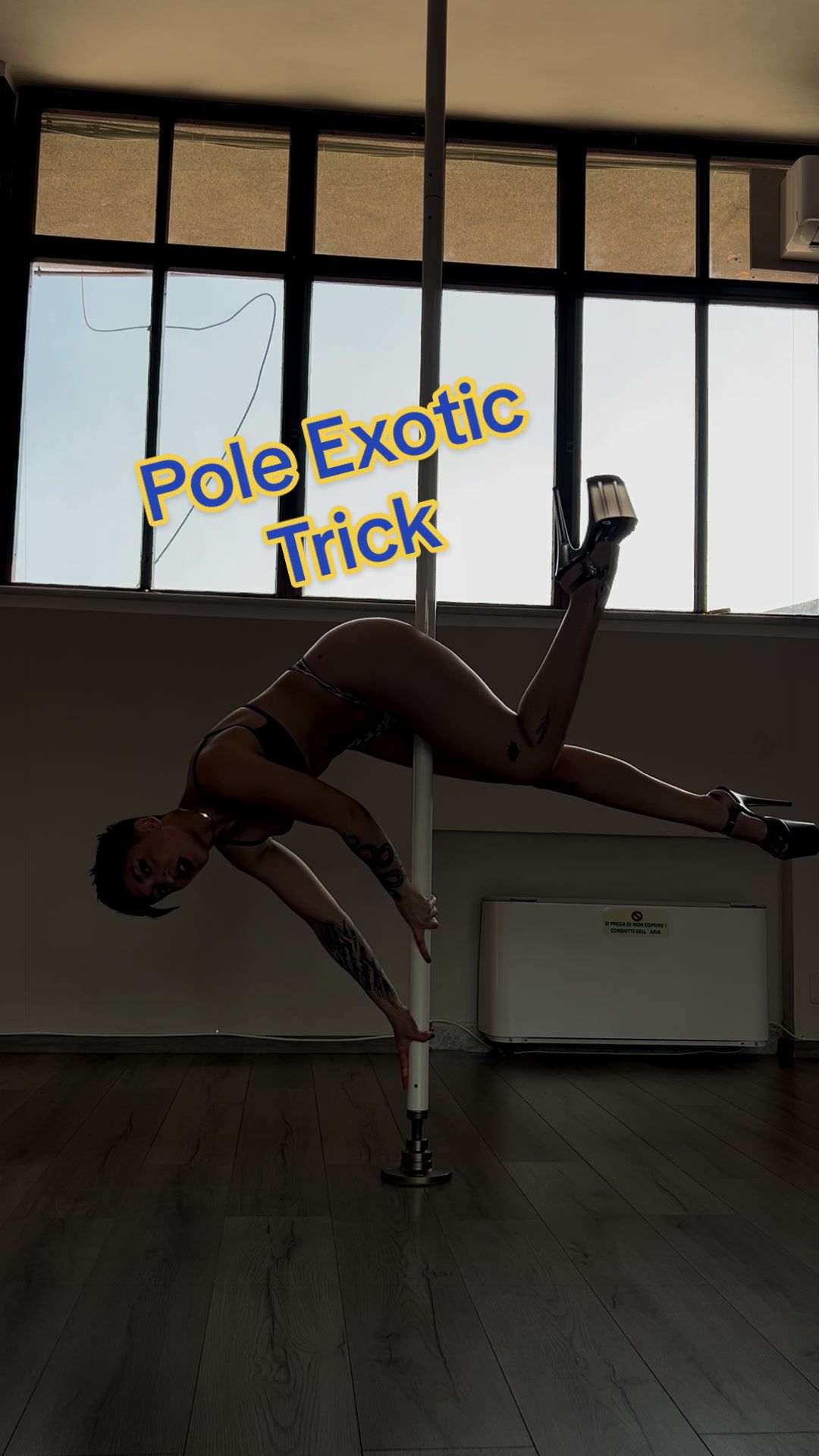 @Julie_Pole