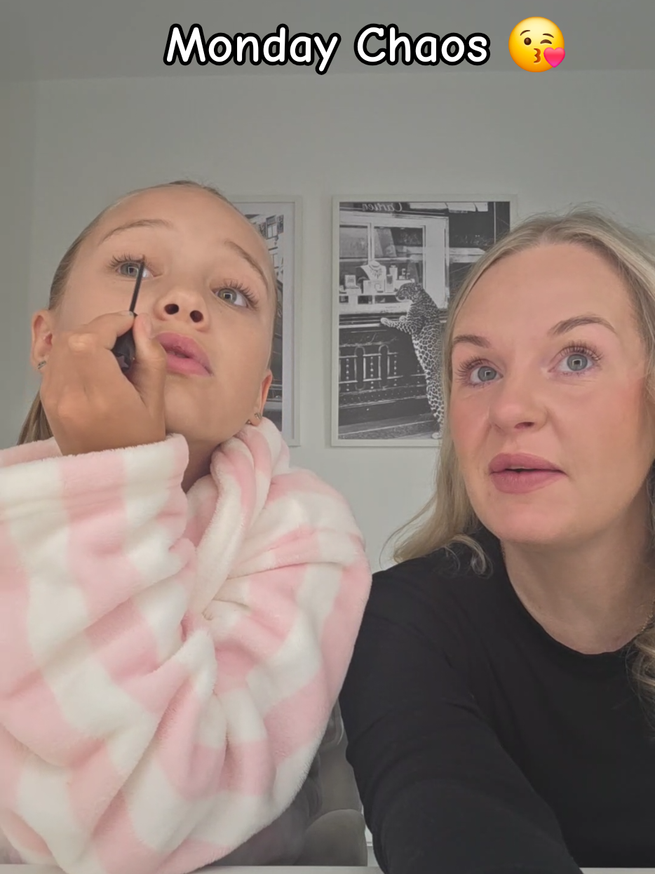 @inbrookesworld_withMum