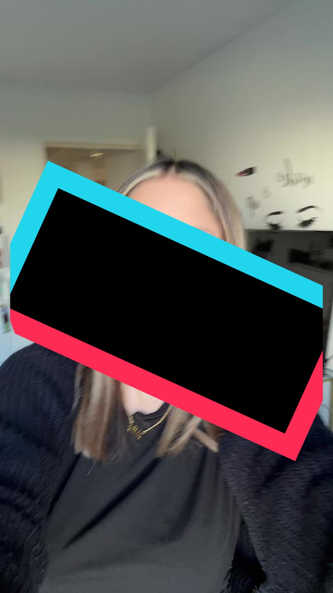 @𝒩