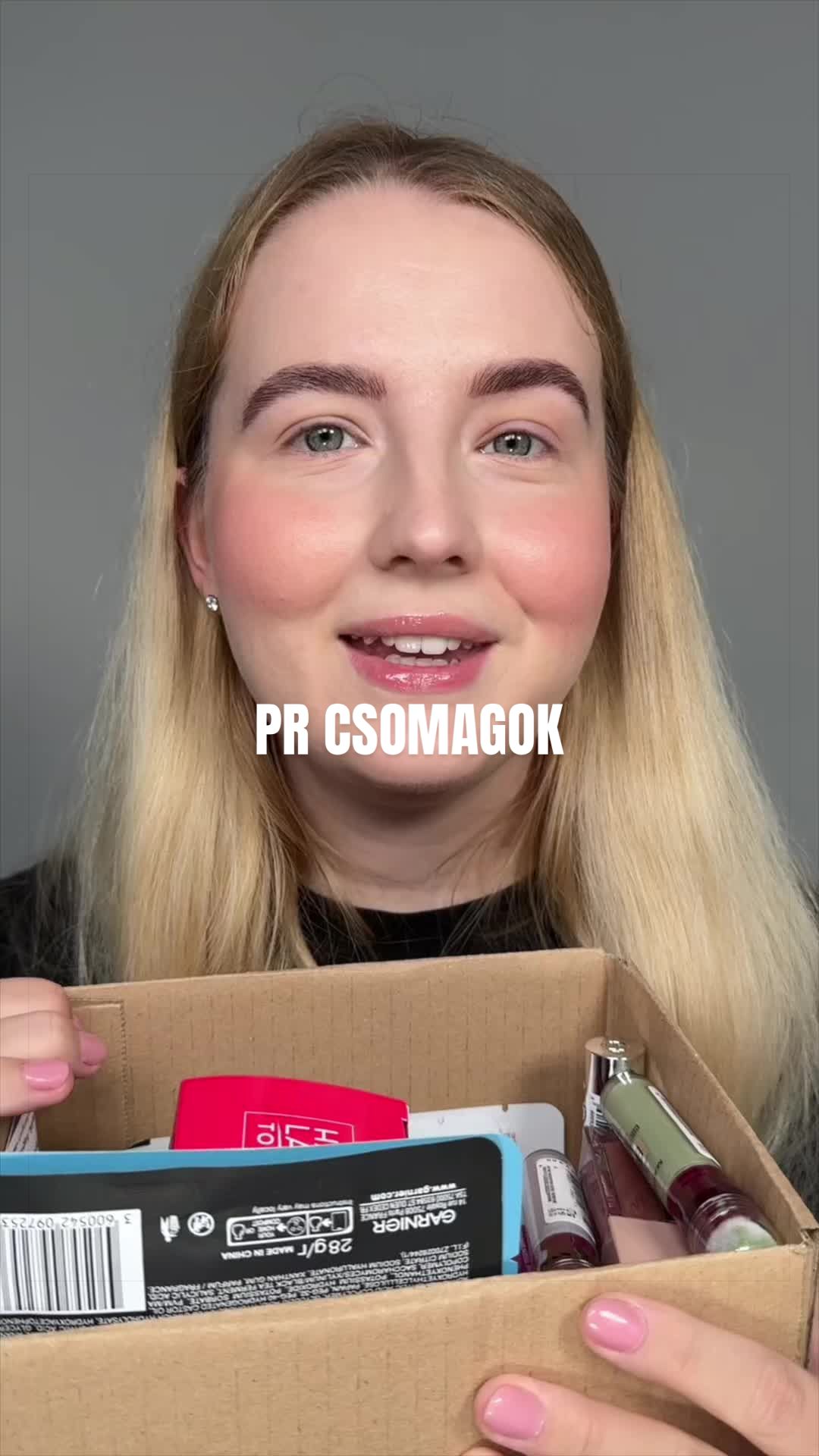 @F&uuml;zi Vikt&oacute;ria Makeup