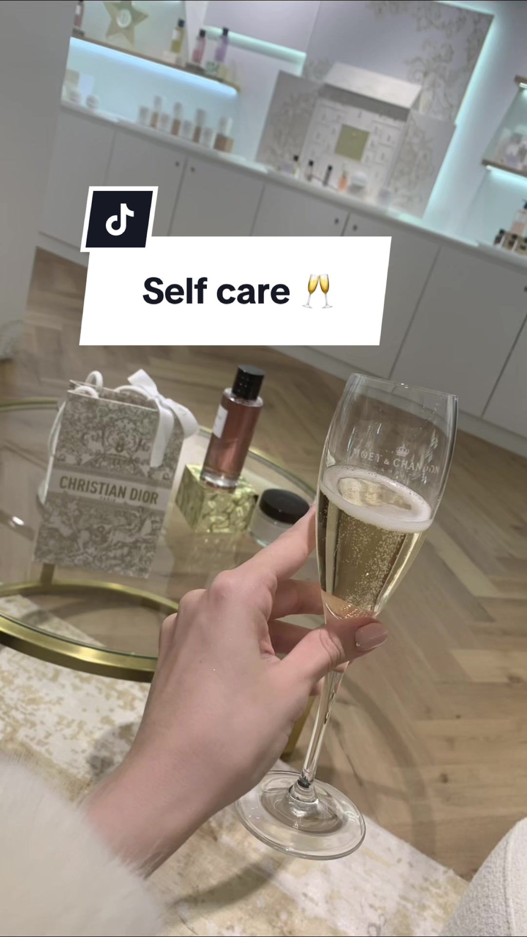 @Unbox Me
