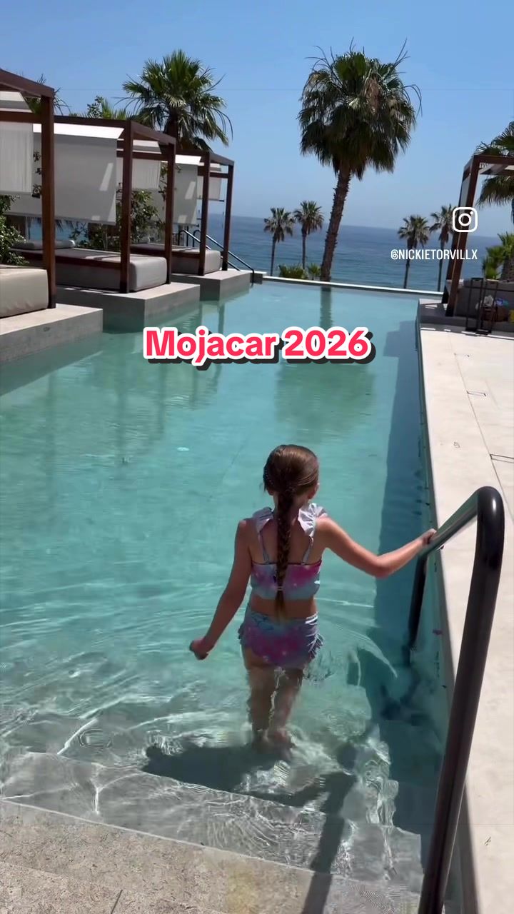 @Nickie