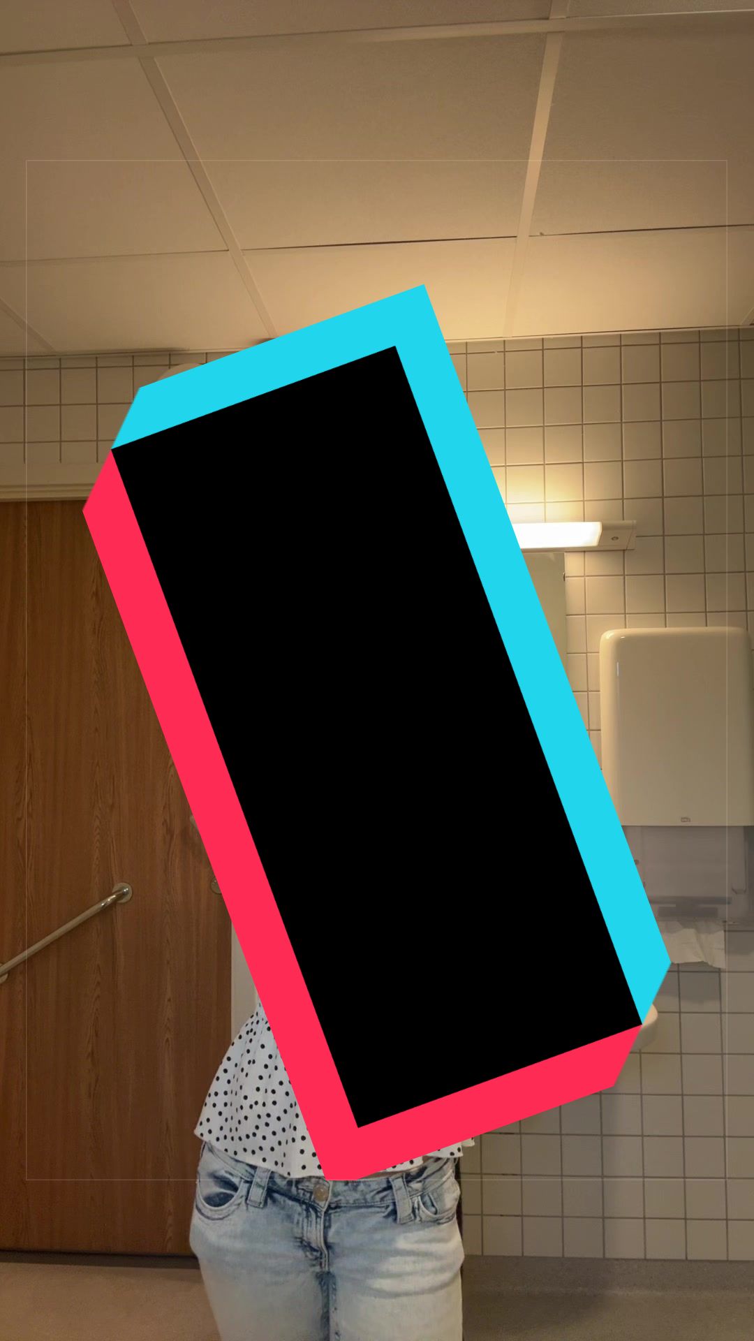@𝓷𝓸𝓿𝓪