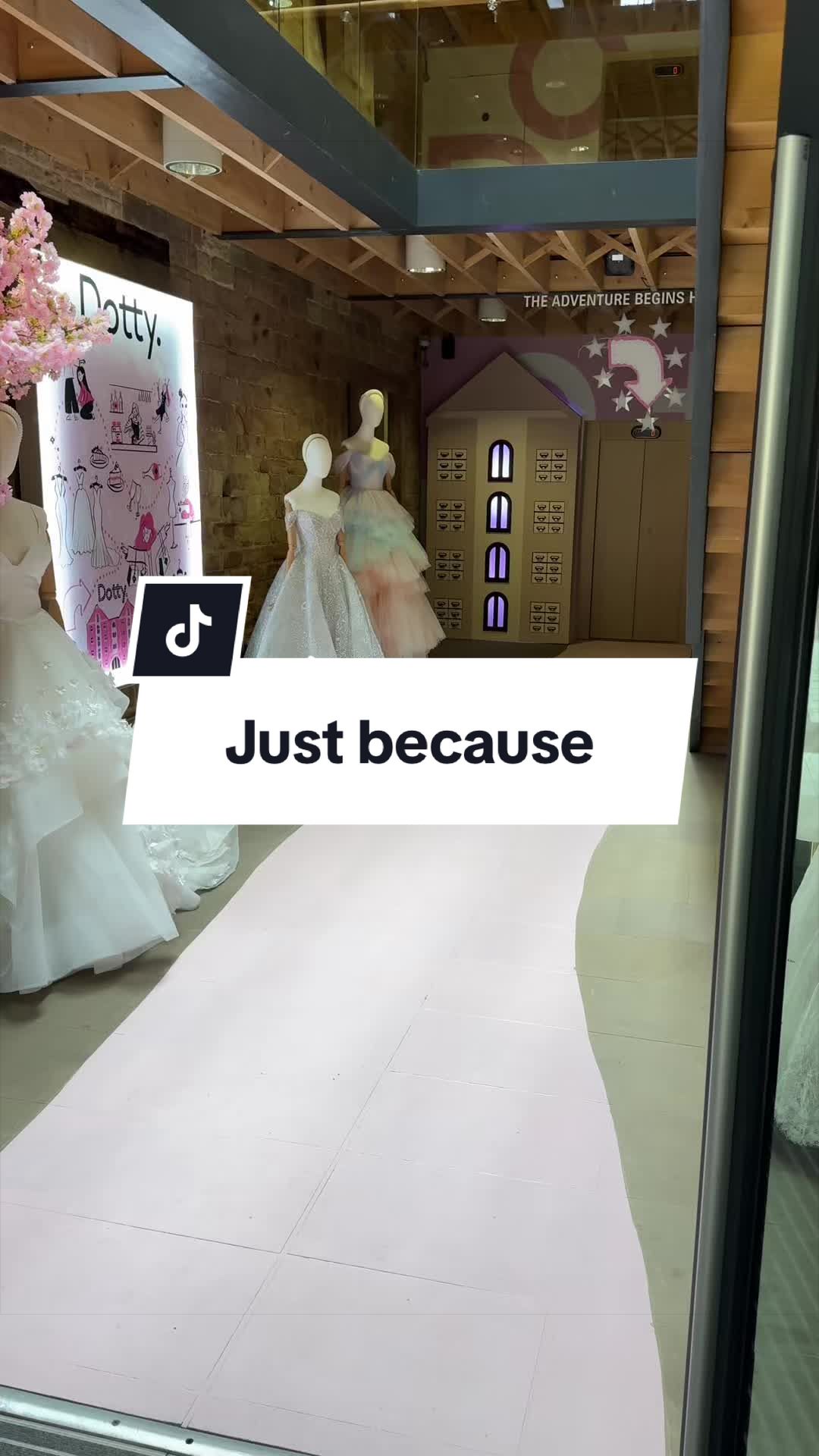 @Dotty Bridal 🤍