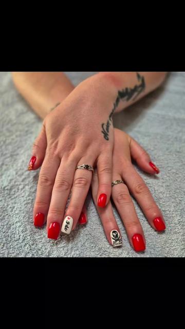 @80smoviesgirl