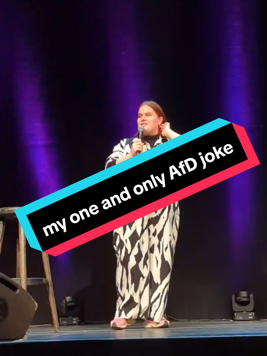 @Mari Volar | comedian abroad