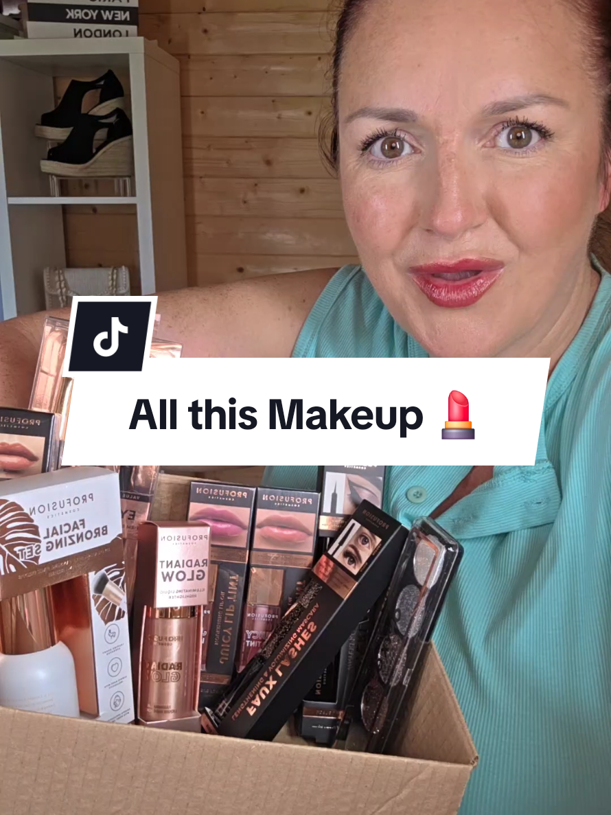 @Becky | Fashion ✨ Beauty