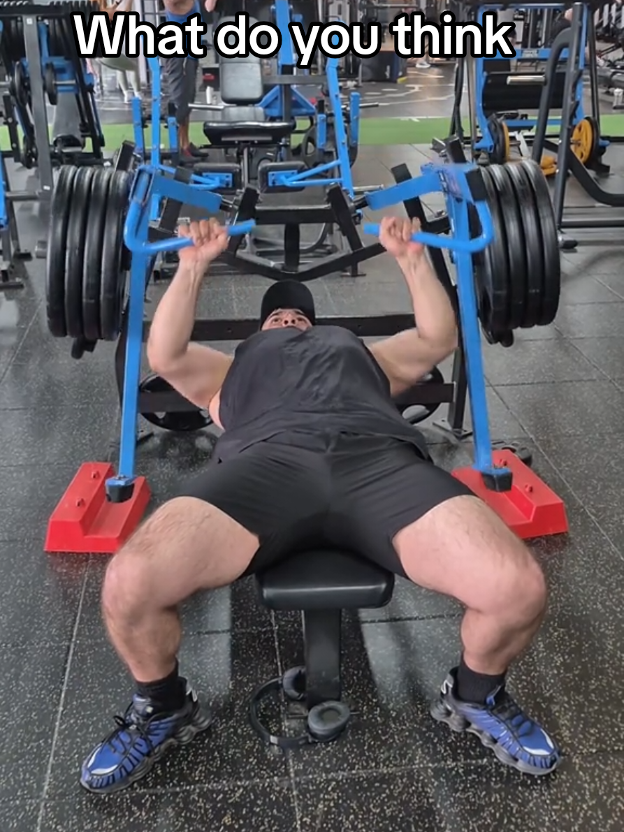 @khazardoesfitness