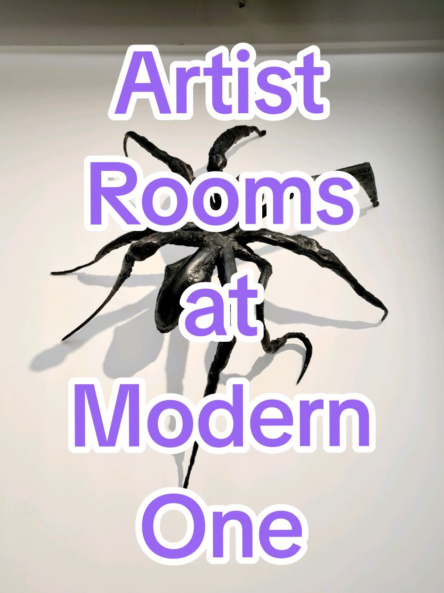 @Chloe Henderson Artist