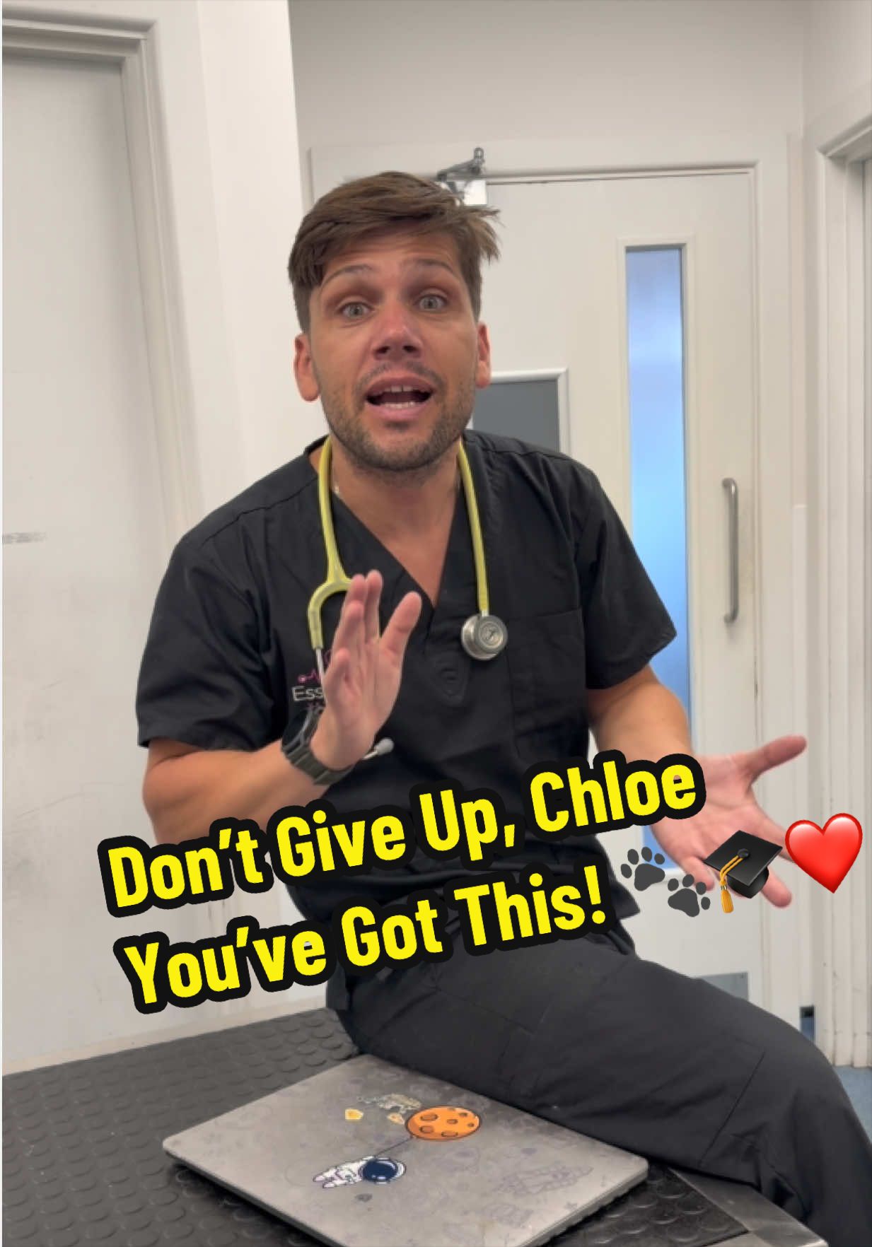 @Tomasthevet