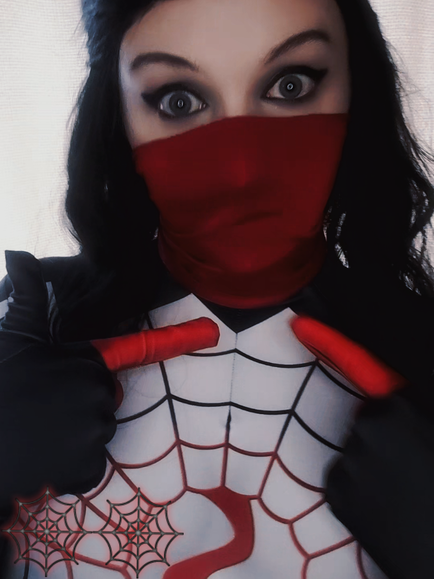 @cazzy_cos