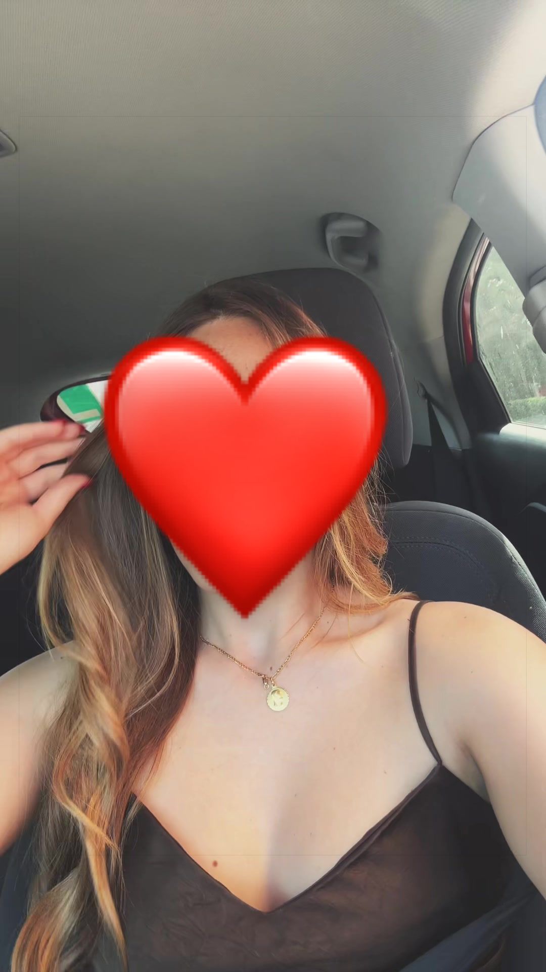 @Danielaavila