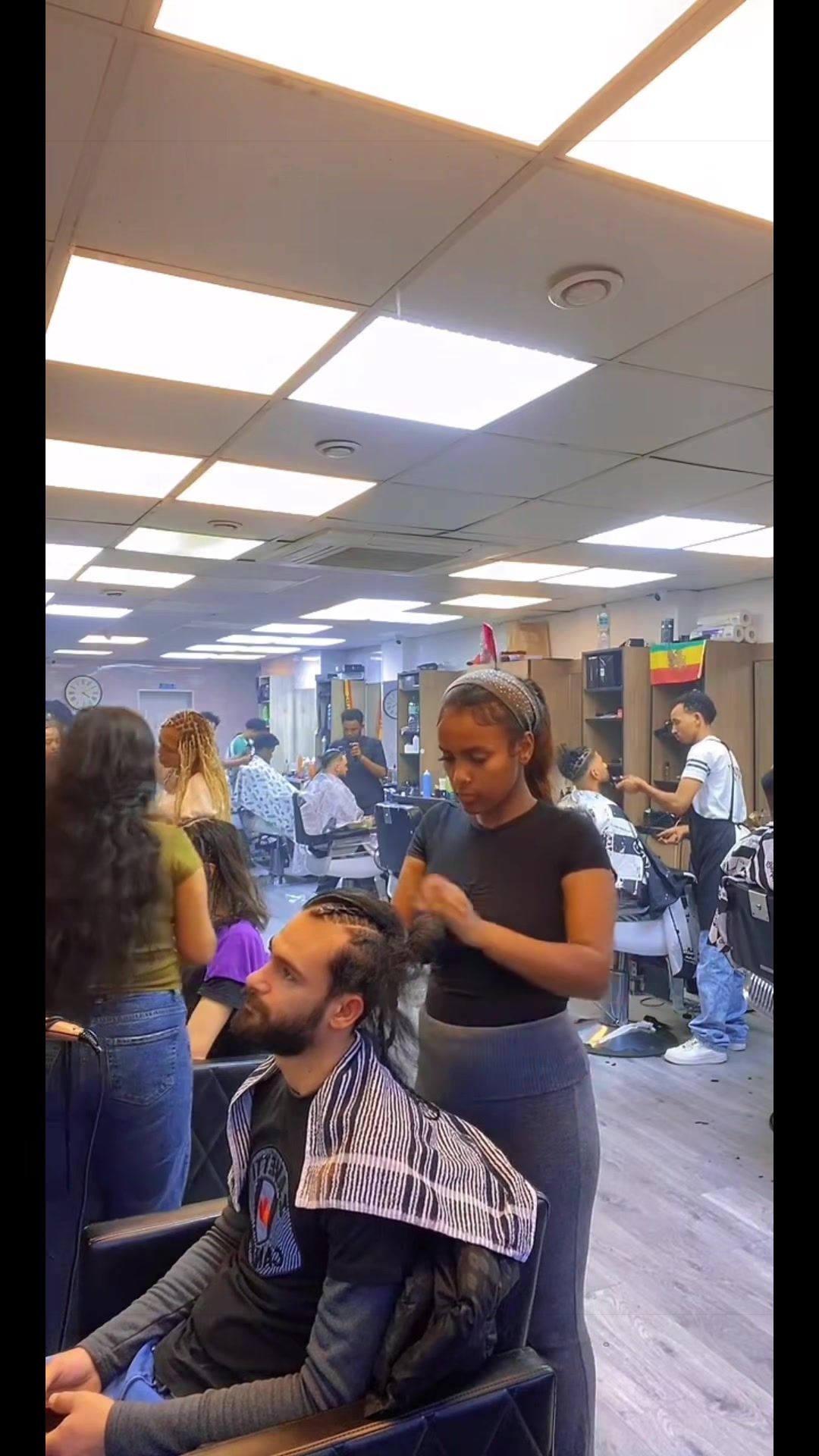 @3DAfro and Europe unisex salon