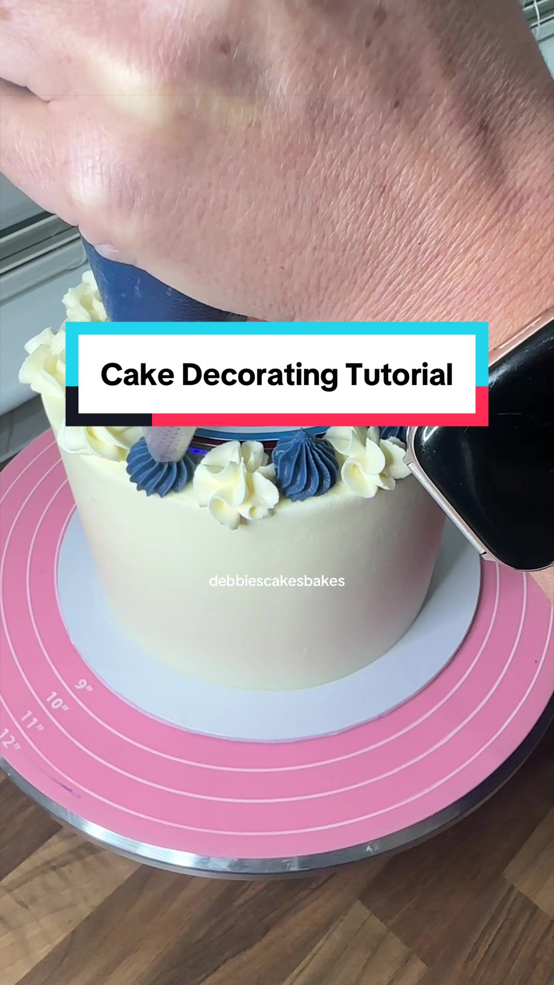 @Debbie 🏴󠁧󠁢󠁳󠁣󠁴󠁿 Cake