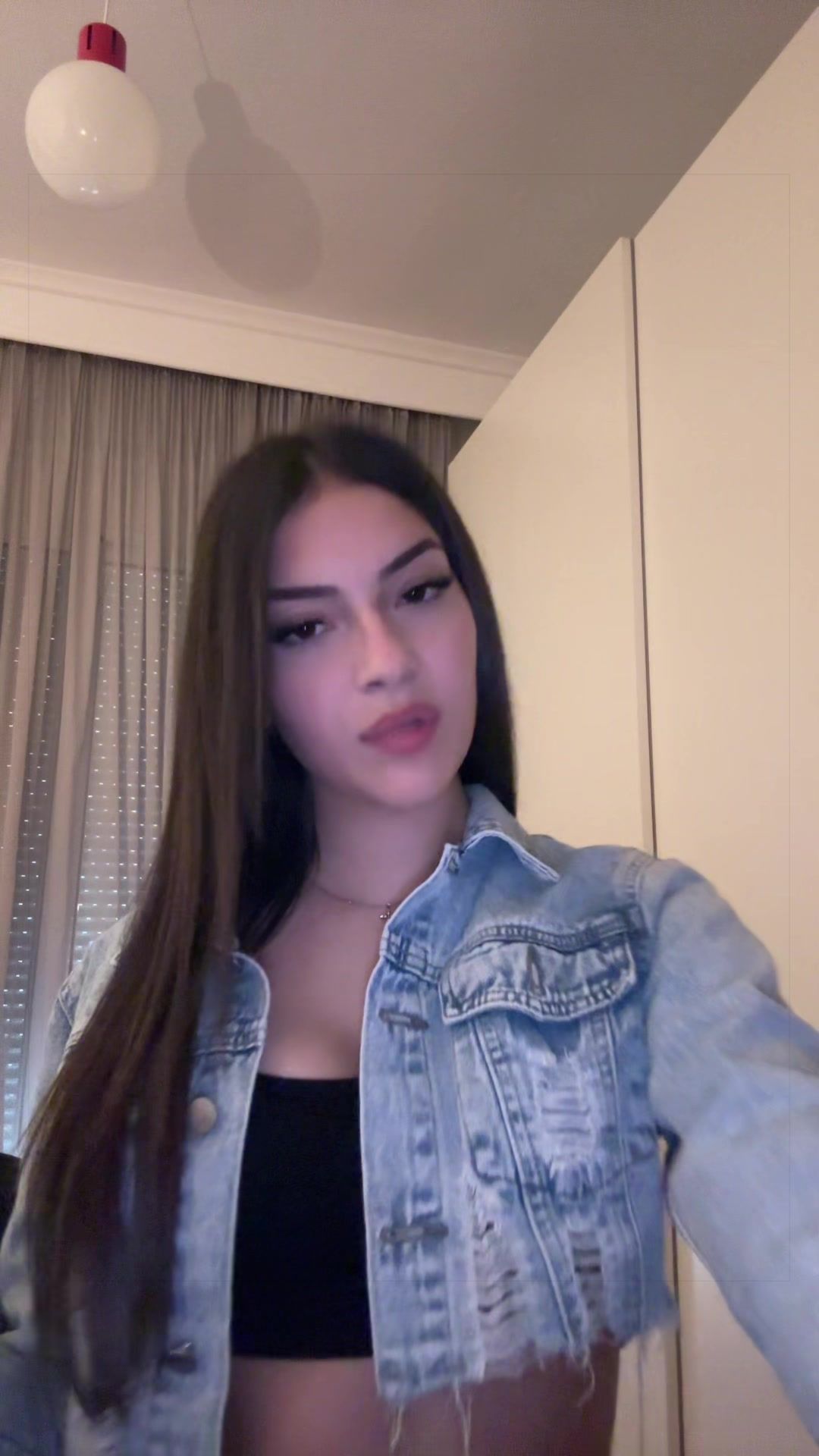 @𝓮𝓵𝓮𝓷𝓱